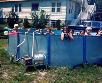 Lisle Petry kids in pool